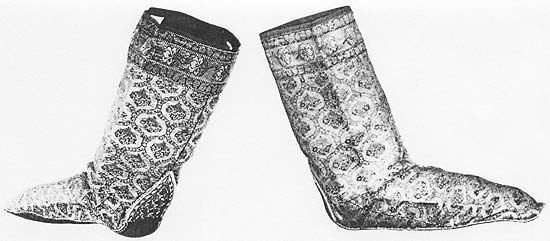 brocade boots